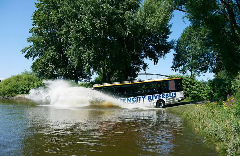 Amphibious-bus-Hambourg